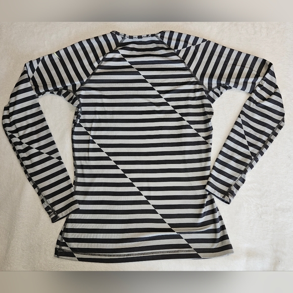 Nike Pro womens fitted medium dri-fit gray stripped long sleeve top / shirt - Picture 2 of 6